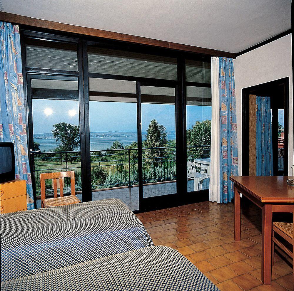 Hotel Residence Holiday Sirmione Dış mekan fotoğraf