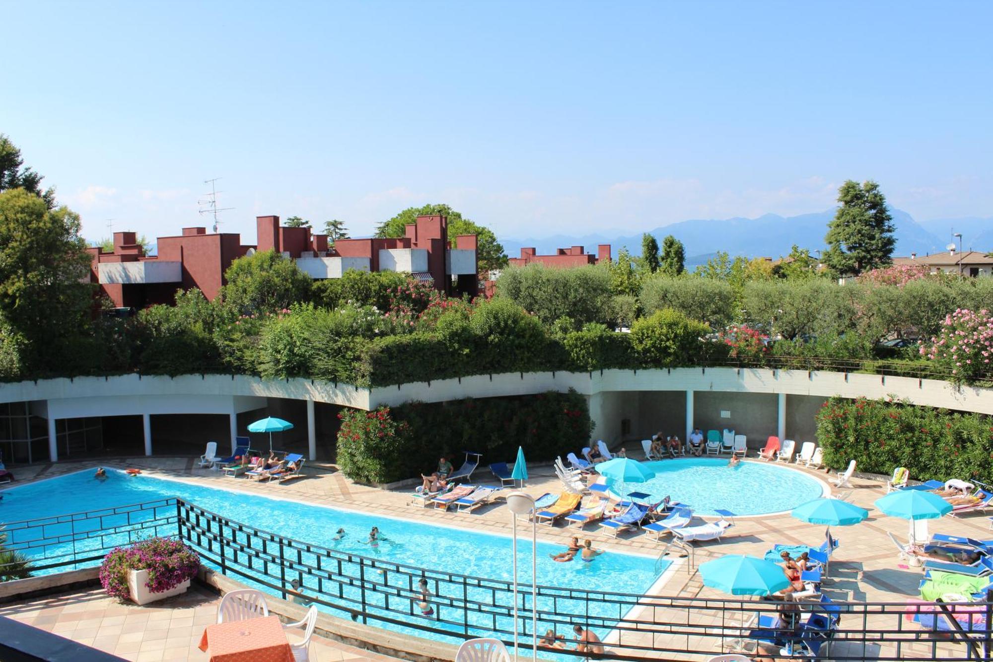 Hotel Residence Holiday Sirmione Dış mekan fotoğraf