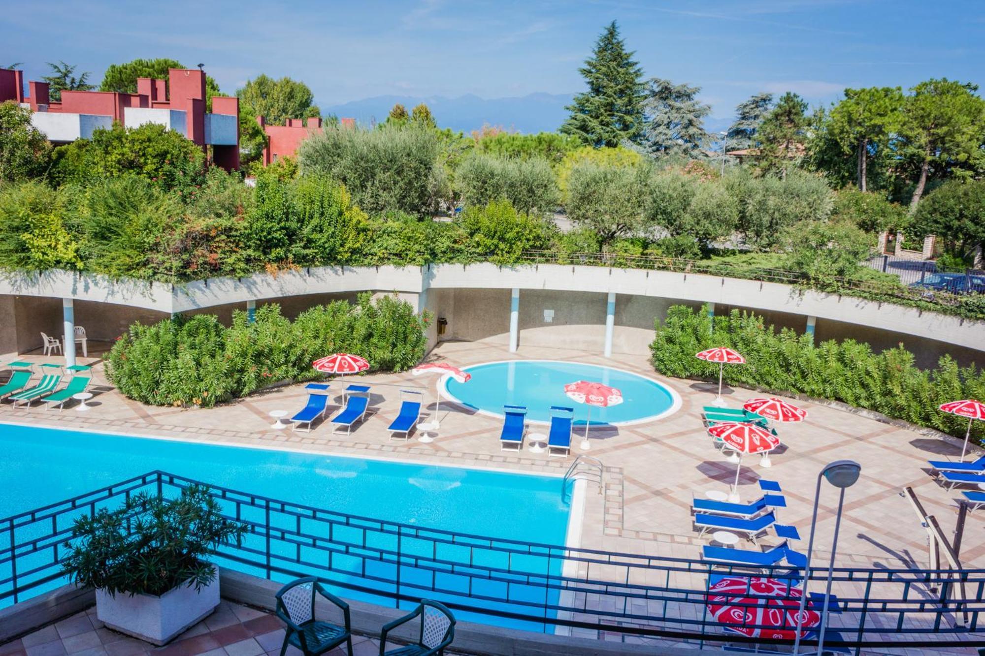Hotel Residence Holiday Sirmione Dış mekan fotoğraf