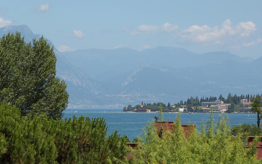 Hotel Residence Holiday Sirmione Dış mekan fotoğraf