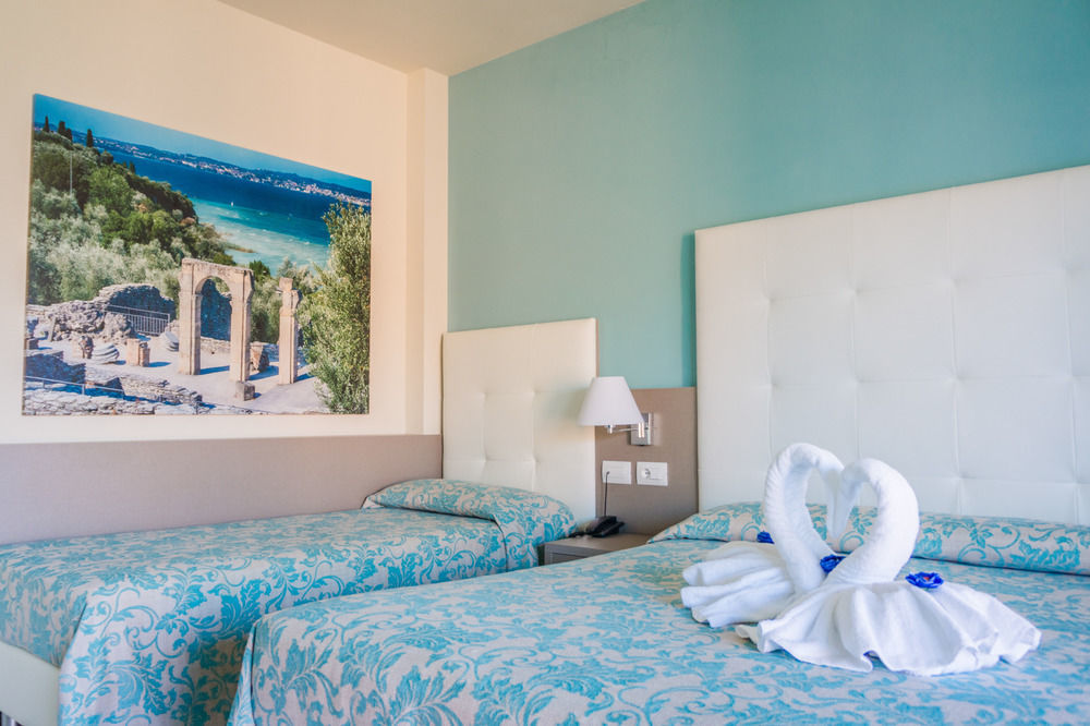 Hotel Residence Holiday Sirmione Dış mekan fotoğraf